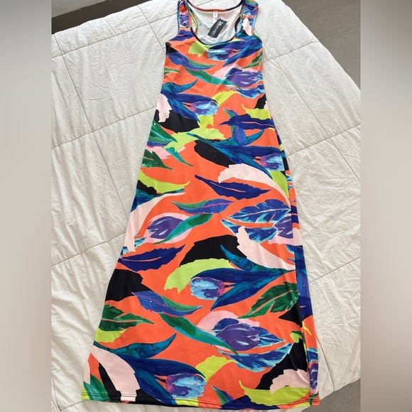 24Seven Vibrant Multicolor Razorback Tank Maxi Dress - NWT szM - Picture 5 of 5